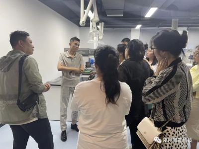 瓴川智能科技联合安捷伦培训中心组织客户参观培训活动